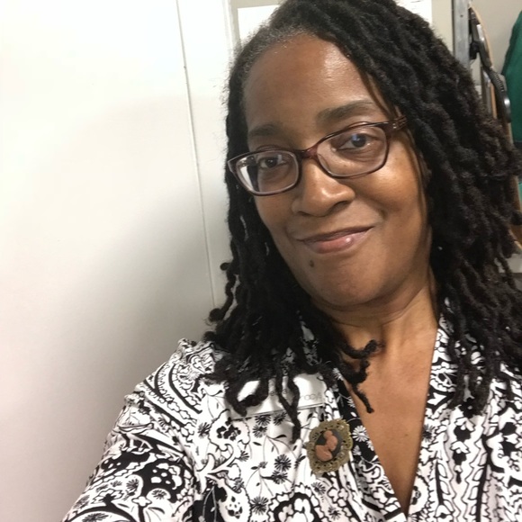 Meet your Posher, Debra  - Welcome to my world of  🧶 Handmade Crochet Creations - Picture 2 of 9